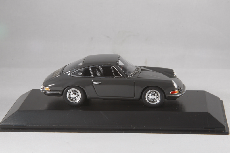 Illustration for article titled Teutonic Tuesday: IAA 2013 Porsche 911 Classic